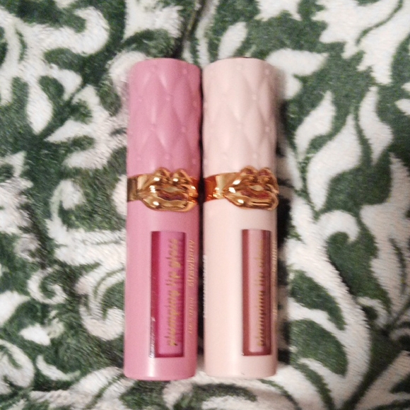 Other - Pearl World Lipgloss 2 Piece Bundle